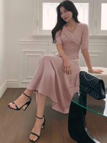 DAZY 女士 V 领短袖收腰中长款绿色连衣裙 - 粉色 - 查看 1