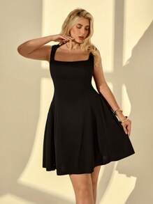 Auralis 女士大码夏季服装、女士夏季连衣裙、毕业礼服、婚礼宾客礼服、商务休闲女士生日礼服、Y2K风格夜店装、性感办公室装、优雅连衣裙、锐舞派对装、生日装、锐舞派对装、复古黑金风黑色连衣裙、优雅方领褶皱无袖连衣裙、A字腰线公主裙 - 黑色 - 查看 5