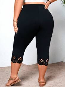 SHEIN CURVE+ Plus Size Women's Black Hollow Out Tight-Fitting Leggings,Summer Outfits For Women,Capris For Women,Beach Outfits For Woman,Bohemia
