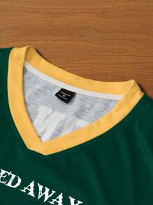 Manfinity Campus Court Men's Sports-Inspired Reversible Printed Casual T-Shirt - Green - View 4