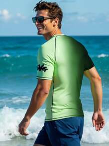 Manfinity Swimmode Men's Gradient Color Raglan Short Sleeve Casual Surfing T-Shirt Man Swim Trunks,Hawaiian, Men Swim Shirt Short Sleeve, Men S Rash Guard Shirt, Green Tshirt Men, Men Active Wear