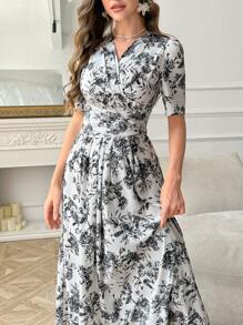 Modelyn Váy in họa tiết tay ngắn có dây đeo chéo eo cho nữ - Đen và trắng - Xem 1