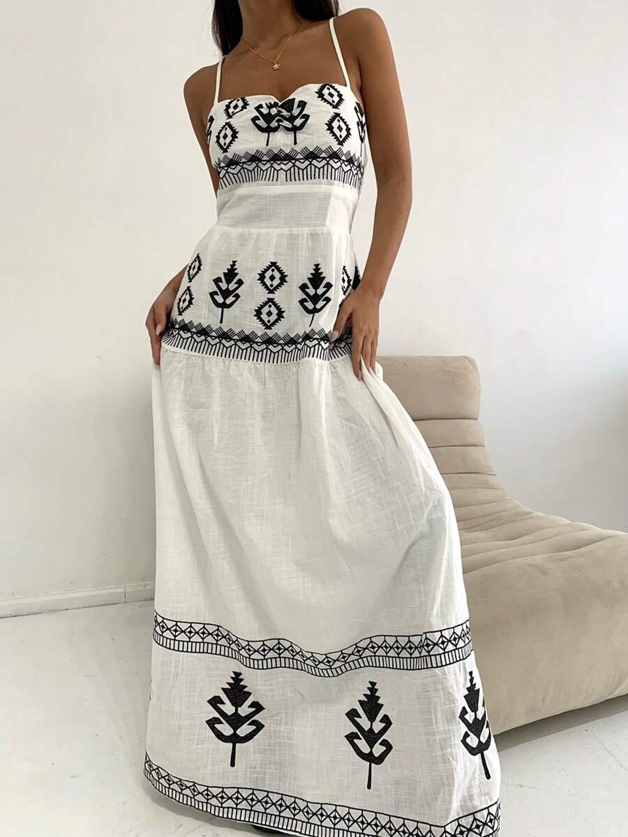 SHEIN Frenchy 女士印花长款吊带裙，休闲度假连衣裙 - 白色 - 查看 1