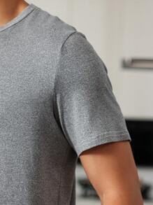 Herren 2 Stücke Set: einfarbiger Kurzarm-Rundhals-Top und karierte Hose als Schlafanzug für Zuhause