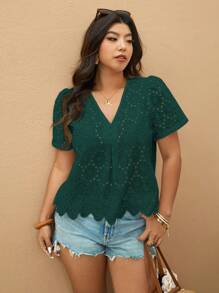 Elaquor Plus Size Solid Color Hollow Embroidery Shell Trim Casual Short Sleeve Shirt - Dark Green - View 5