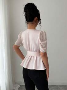 Elenzga Blusa elegante de verano con manga abullonada, cuello en V y lazo, en color rosa perla - Rosa - Ver 3