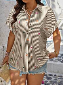 Calvaya 大码正面纽扣心形休闲宽松蝙蝠袖衬衫，情人节 - 彩色 - 查看 4