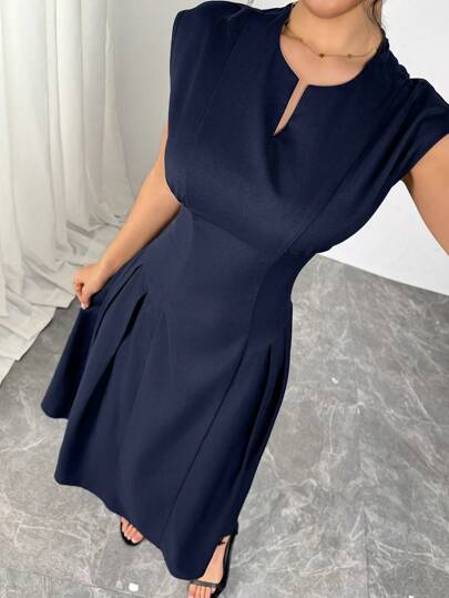 Modelyn Women's Simple Elegant Fitted V-Neck Long Solid Color Everyday Casual Dress