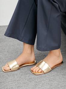 CUCCOO BIZCHIC Women's Casual Flat Sandals, Summer - Gold - View 3