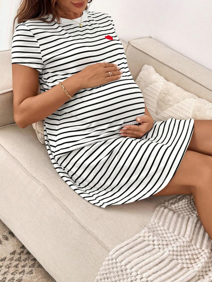SHEIN 孕妇装、内衣和睡衣、睡衣套装、女士内衣、睡衣、睡裙、家居服、睡袍、睡袍、睡衣 - 黑與白 - 查看 1