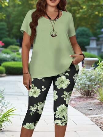 EMERY ROSE 2pcs/Set Women Plus Size Green Round Neck Short Sleeve Floral Print T-Shirt And 3/4 Pants, Summer Suitable For Going Out