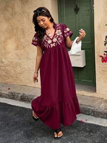 SHEIN Holidaya Váy dài tay thêu hoa phong cách nghỉ mát cỡ lớn - Màu Đỏ Sâu - Xem 1