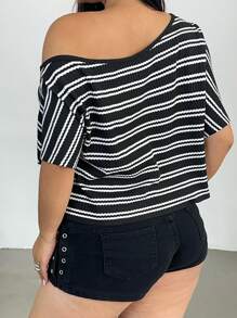 POPSWAY 大码女式不对称领条纹短款休闲 T 恤 - 黑與白 - 查看 2