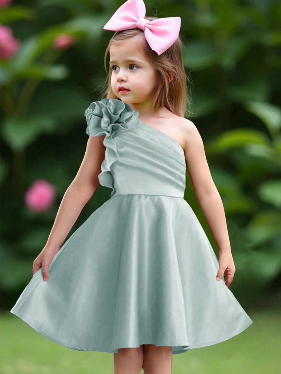 SHEIN Leap Crew Young Girl Asymmetrical 3D Rose Flower Petal Decor Off-Shoulder Sleeveless Solid Color A-Line Dress, Burgundy Color, Ramandan Style Matching Family Vacation, Vintage & Cute & Elegant & Fashionable, Partywear, Gorgeous Princess, Mom And Daughter & Sisters Matching.Spring/Summer - Green - View 1