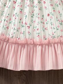 SHEIN Vestido de niña con mangas abullonadas, decoración de lazo, bloque de color y estampado floral ditsy - Estilo campestre encantador, apropiado para uso diario y de vacaciones