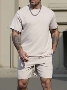 Manfinity Homme Plus Size Men 2pcs Set Solid Color Crew Neck Short Sleeve T-Shirt And Shorts - Apricot - View 1