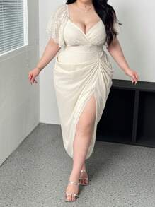 Vibekara 大码女式春夏心形领口荷叶边袖短袖上衣和刺绣纹理雪纺连衣裙，优雅休闲派对装