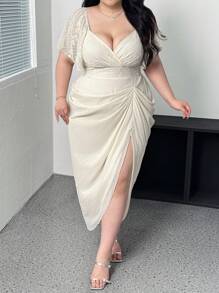 Vibekara 大码女式春夏心形领口荷叶边袖短袖上衣和刺绣纹理雪纺连衣裙，优雅休闲派对装