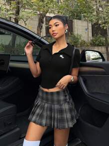 SHEIN EZwear 女士黑色 Polo 领刺绣骑士短袖 T 恤 - 黑色 - 查看 5