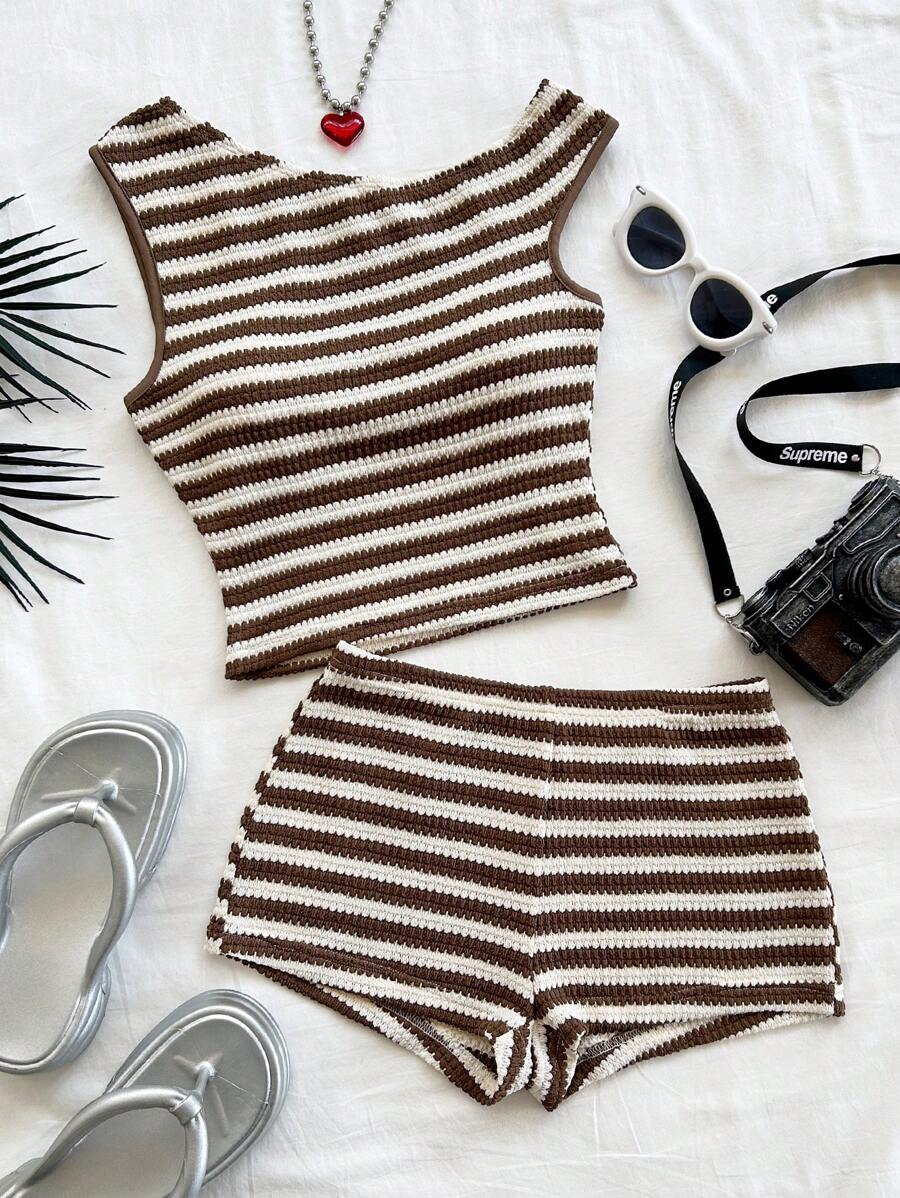 Soleia 2pcs/Set Women's Red & White Striped Knit Crop Top And Super Low-Waist Bodycon Shorts Set, Vacation, Party, Christmas, Valentine's Day, Date, Beach, Cruise, Carnival, Easter, Chinese New Year - Multicolor - View 1