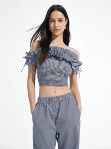 Aveloria GENKIRA Set de 2 piezas de blusa elegante con hombros descubiertos y volantes a cuadros y rayas, con lazo en la cintura y pantalones de pierna ancha, conjunto a juego de ocio y vacaciones con estilo - Blanco y Negro - Ver 1