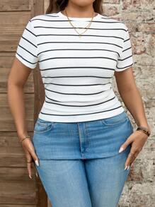 SHEIN LUNE 大码女式条纹印花圆领短袖休闲百搭T恤，母亲节夏季简约时尚波西米亚风海军蓝 - 黑與白 - 查看 4