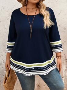 SHEIN CURVE+ Camisa de mujer de talla grande, holgada, de cuello redondo y manga 3/4 con estampado retro, adecuada para primavera/verano, curvas, vacaciones en la playa, vestidos de playa, conjuntos de vacaciones en la playa, accesorios de playa, graduación, vestido para té