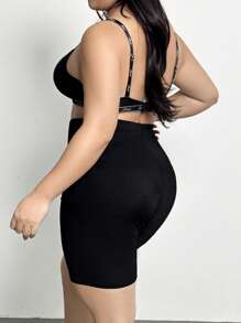 SHEIN Privé Plus Size Women Front Button Mesh Patchwork Short Leggings - Black - View 10