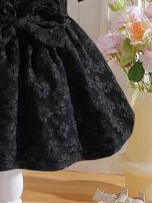 圆领短袖提花蝴蝶结收腰女童连衣裙。新款礼服上市，舒适时尚优雅甜美可爱清新。 - 黑色 - 查看 6