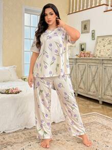 CottageSlumber طقم بيجامة مكون من ملابس علوية ذات رقبة مستديرة وأكمام قصيرة مطبوعة بطبعة زهور الزنبق الرومانسية وبنطلون، مقاس كبير