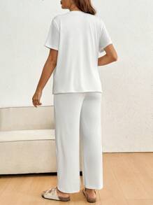 SHEIN 2 件装孕妇夏季简约纽扣前短袖上衣和可调节腰围裤子套装