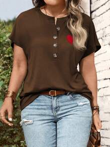 SHEIN LUNE Women Plus Size Casual Heart Printed Short Sleeve Knitted T-Shirt - Brown - View 3