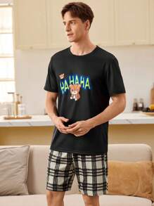 CoupledUp Set de 2 piezas de pijama para hombre con camiseta con estampado de letras y pantalones cortos a cuadros