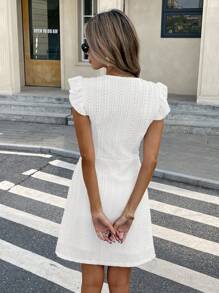 Serisse 夏季休闲纯色纹理前纽扣连衣裙 - 白色 - 查看 2