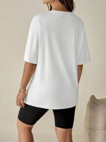SHEIN Maternity Lip Print Loose Fit Round Neck Drop Shoulder Short Sleeve Casual T-Shirt