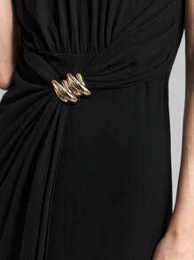 Ontre Robe longue sans manches de couleur unie pour femmes printemps et été 2025, robe d'été , robe de printemps, robe mi-longue, robe de remise des diplômes, robe élégante pour femmes