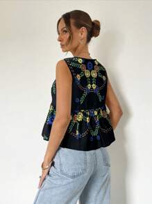 SHEIN Essnce Blusa de mujer holgada, ligera y transpirable para vacaciones de verano sin mangas con bordado y estampados impresos y con tirantes de lazada, cuello en V con lazo delantero, estilo bohemio y suave
