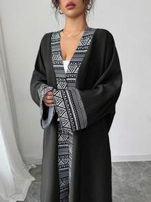 Al Najma 女士拼布印花长袖宽松长袍 - 黑色 - 查看 3