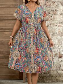 SHEIN LUNE Plus Size Women Casual Cashew Floral Print V-Neck Batwing Sleeve Vacation Dress Summer Outfits For Women Summer Dresses For Women Summer Outfits For Women - Multicolor - View 3