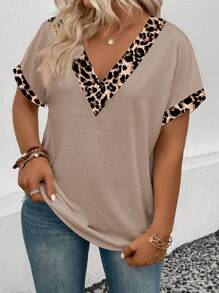SHEIN Plus Size Women Casual Overlapping V-Neck Short Sleeve, Cuffed Sleeves, Curved Hem Leopard Print T-Shirt - Khaki - View 4