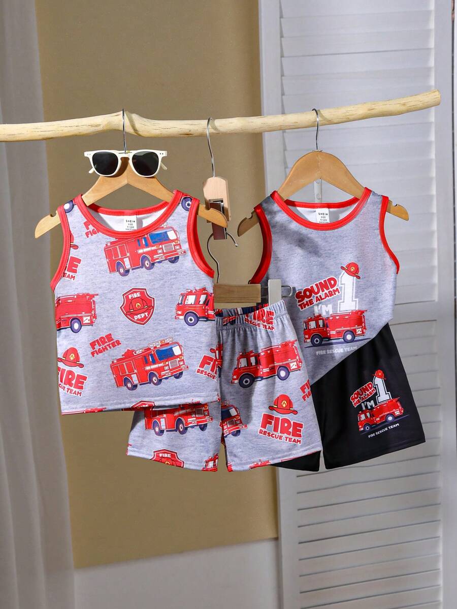2 件装幼儿男孩汽车图案活动套装（夏季）