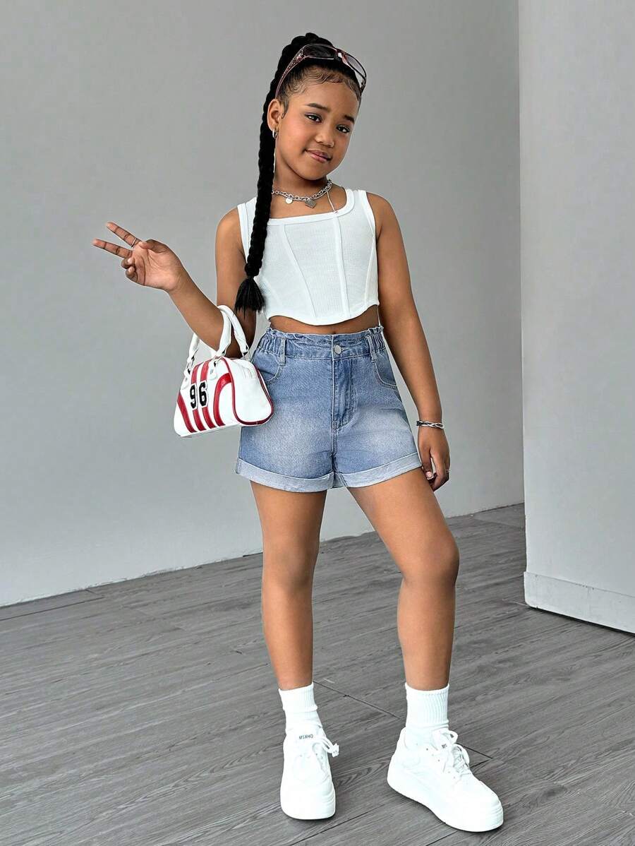 SHEIN Tween Girls' Casual Light Blue Straight Leg Rolled Hem Simple Versatile Washed Denim Shorts