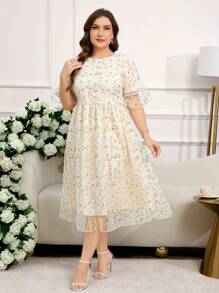 SHEIN Clasi Vestido de malla bordado color albaricoque de talla grande para mujeres, elegante para bodas, fiestas, moda y estilo, vestidos de primavera/verano para mujeres, vestidos de verano para mujeres de talla grande, vestidos de talla grande para mujeres, vestidos fluidos, vestidos para fiestas de mujeres, vestido de encaje, vestidos modestos para mujeres, vestido con volantes, vestido de fiesta, vestido elegante, vestido de té, vestidos de verano de talla grande, vestidos de curvas, vestidos para eventos de boda, vestido de malla, vestido para salir