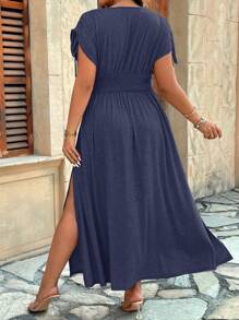 SHEIN LUNE Tuta in maglia morbida oversize con spalle regolabili, maniche corte, vita con cordoncino, scollo a V con spacchi laterali, abito casual per esterno e vacanza - Blu Navy - Visualizzare 2