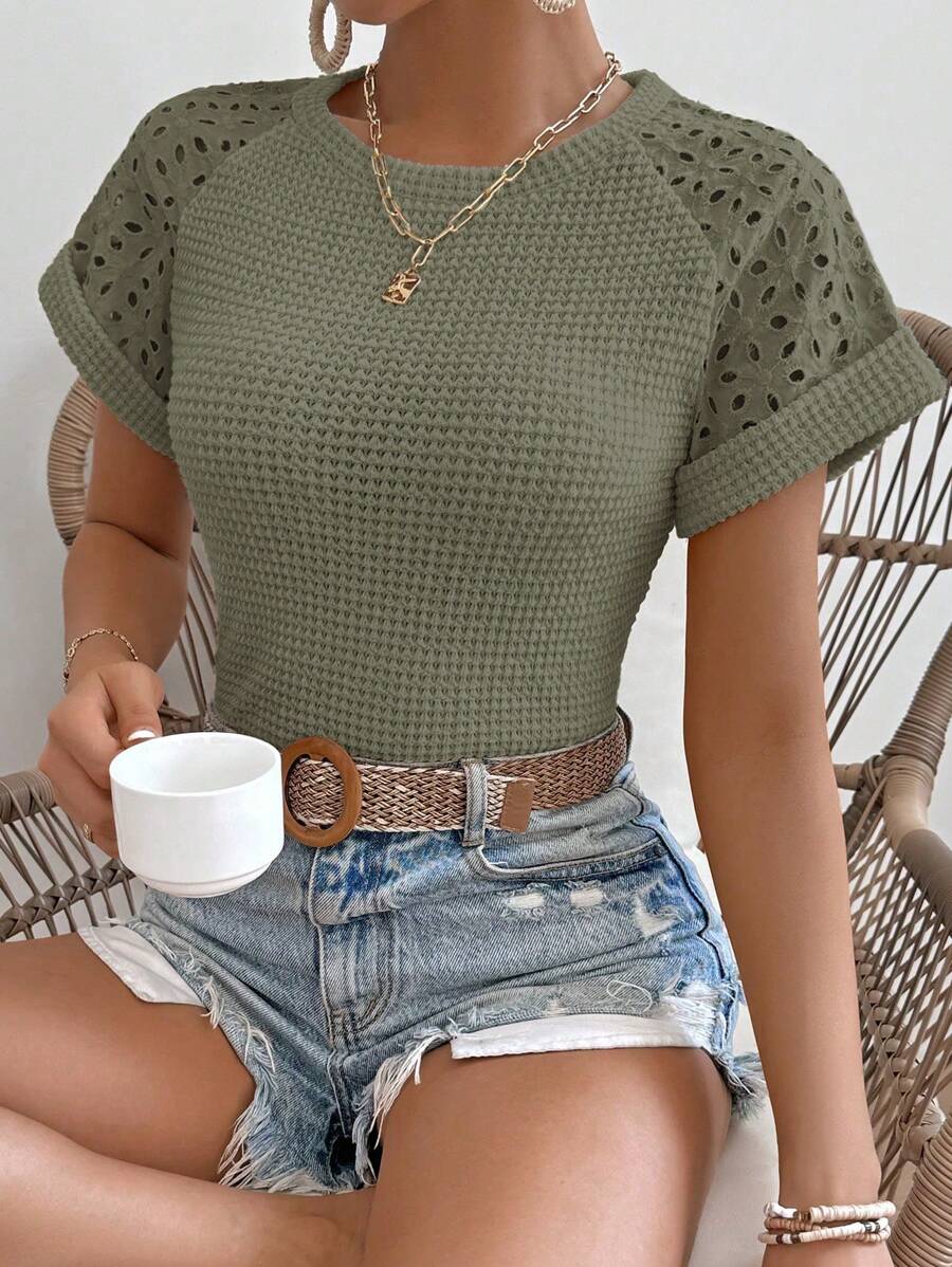 SHEIN LUNE Áo thun tay ngắn thêu rỗng màu trơn đơn giản cho kỳ nghỉ - xanh quân đội - Xem 1
