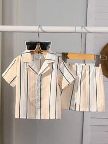 Set de 2 piezas de camisa de manga corta con cuello a rayas y pantalones cortos casuales para vacaciones para bebés niños, adecuado para ropa de verano de niño - Albaricoque - Ver 1
