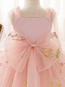 SHEIN Glamorique Kids Vestido de dama de honor, fiesta de cumpleaños, boda, festival - Vestido para niñas con tirantes, malla rosa, lazo delantero, bordado de malla, falda abullonada. Perfecto para actuaciones en el escenario, asistir a fiestas o eventos especiales, y tomar fotos artísticas para verse natural y hermoso. Para uso habitual en las cuatro estaciones.