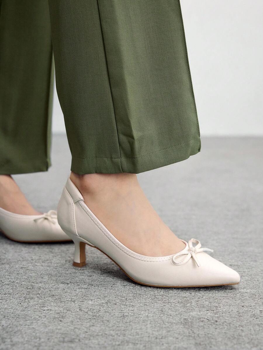 CUCCOO BIZCHIC All-Black Pointed Toe Comfortable Commuter High Heels For Christmas - Beige - View 1