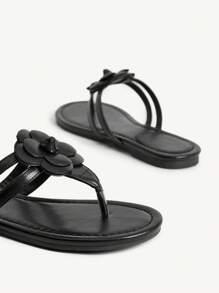 CUCCOO CHICEST Sandalias planas casuales con diseño de flor de camelias 3D para mujer, elegantes chanclas para vacaciones, uso en fiestas románticas y playa, ideal para el Día de San Valentín - Negro - Ver 11