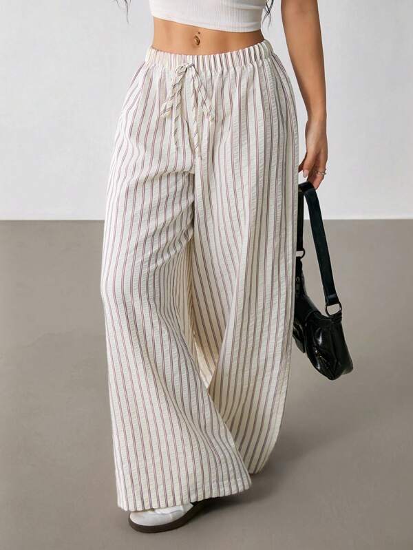 SHEIN PETITE Pantaloni largi, casual, în dungi, de damă